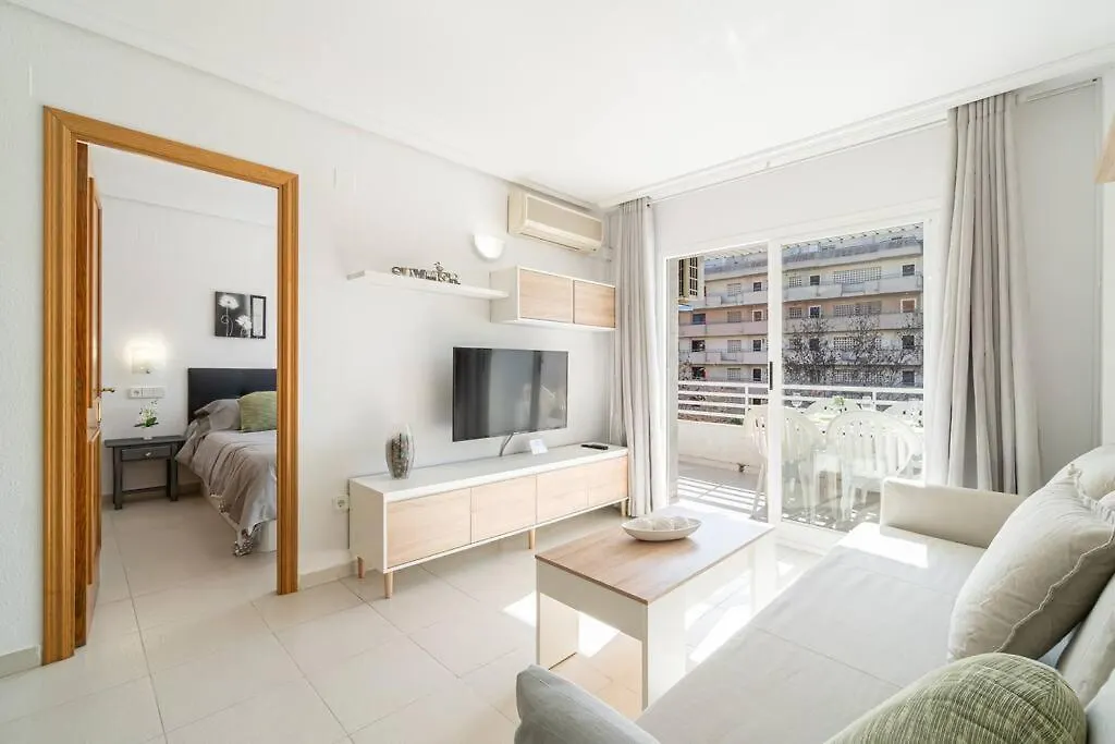 Center-Pool-Relax-2Bed-Portaventura-Aa9 Apartment Salou