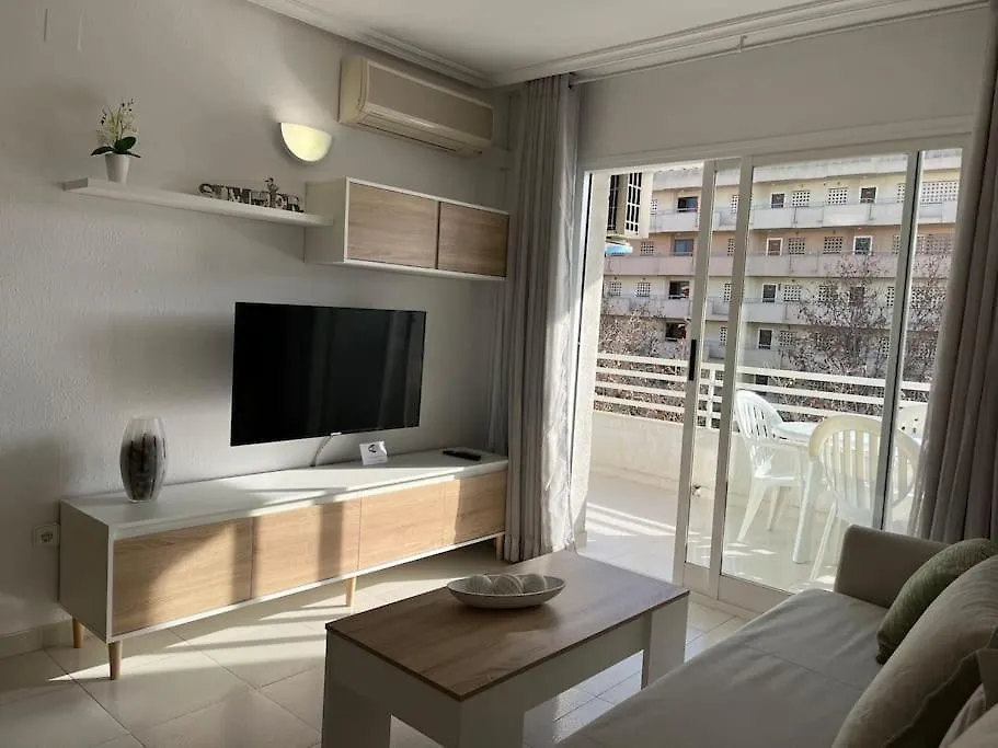 Center-Pool-Relax-2Bed-Portaventura-Aa9 Apartment Salou