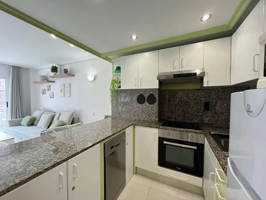 Center-Pool-Relax-2Bed-Portaventura-Aa9 Apartment Salou