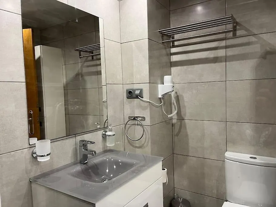 Center-Pool-Relax-2Bed-Portaventura-Aa9 Apartment Salou Spain
